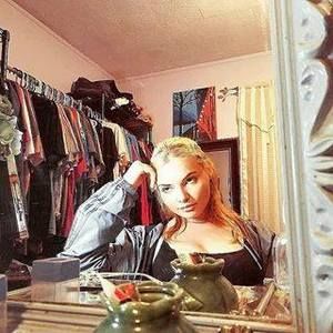 Meet your Posher, Asiah